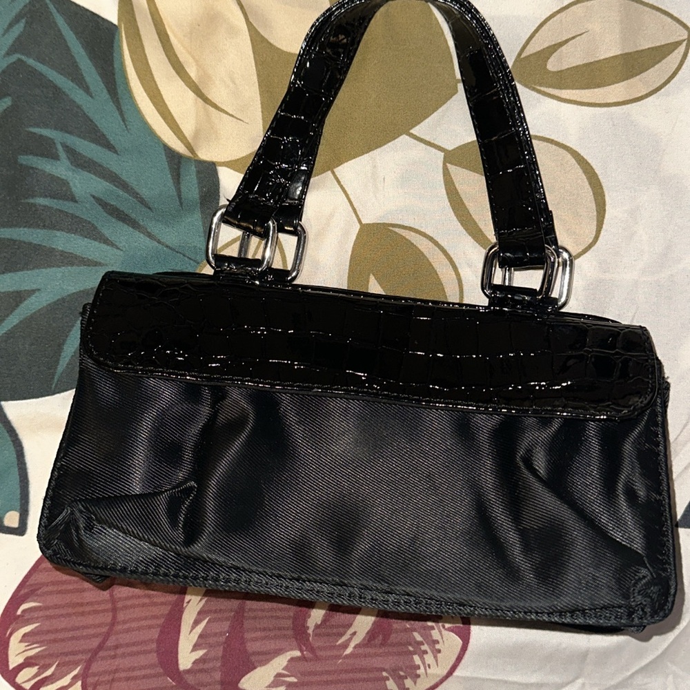 Elegant Country Chic 4pc Black Crocodile embossed faux leather Women's Handbag